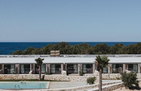 Baleares con las vistas sobre el Mediterráneo en Barceló Nura (Menorca)