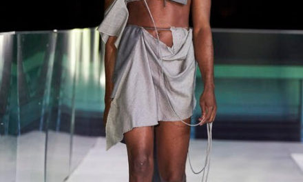 Antonio Marcial debuta desfilando en Nueva York con su moda genderless