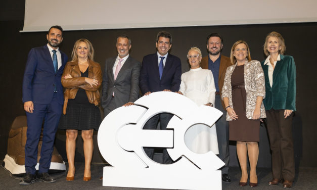 Rosana Perán se convierte en la primera mujer en presidir la Confederación Europea del Calzado