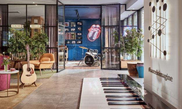 Pasar un fin de año diferente: disfrutar de la mejor propuesta gastro y alojarse en el primer hotel musical de Madrid
