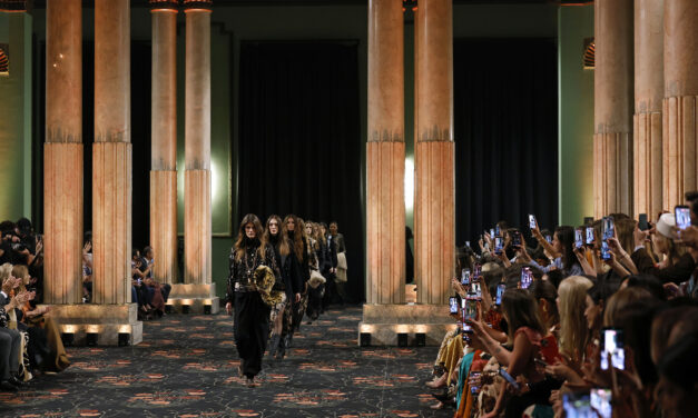 Mercedes-Benz Fashion Week Madrid inaugura su edición de marzo con Johanna Ortiz, Juan Vidal y MANS