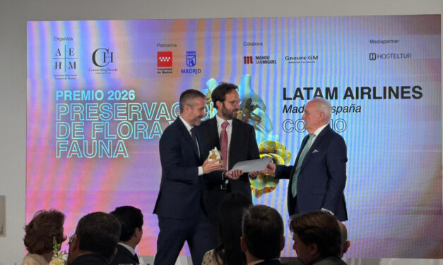 LATAM Airlines recibe un reconocimiento internacional por su compromiso ambiental en los Traveling for Happiness Awards 2026