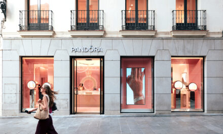 Pandora transforma su tienda de Preciados con un nuevo concepto retail