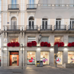 SEPHORA REABRE SU EMBLEMÁTICA TIENDA DE PUERTA DEL SOL CON UNA EXPERIENCIA DE BELLEZA TOTALMENTE RENOVADA